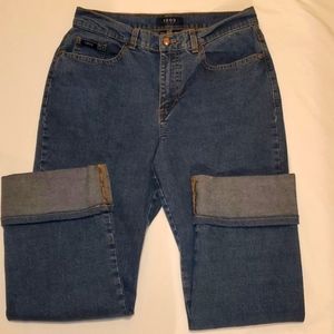 IZOD WOMANS JEANS SIZE 10